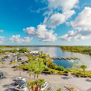  Apartment Pinnacle Port A-503